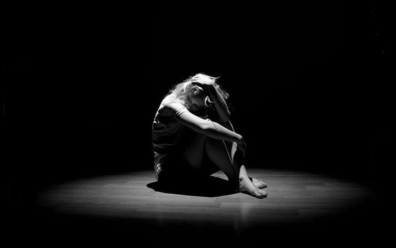 Üniversite öğrencisi genç kız intihara kalkıştı!