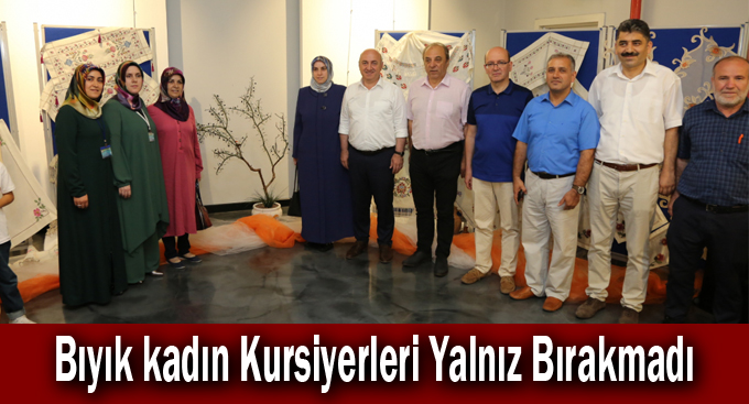 Bıyık Kadın Kursiyerleri Yalnız Bırakmadı