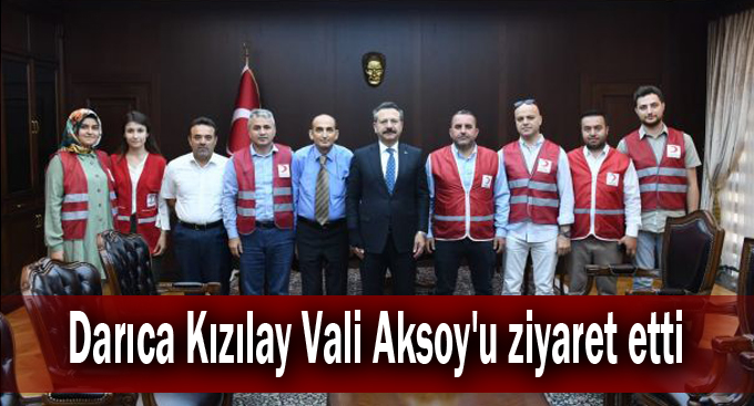 Darıca Kızılay Vali Aksoy'u ziyaret etti