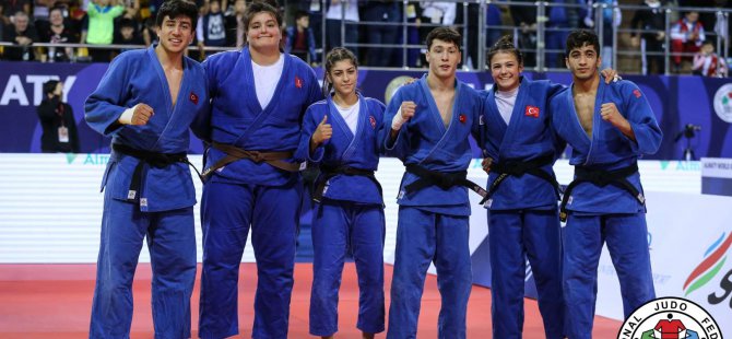 Kağıtsporlu judocular Milli Takım ile dünya üçüncülüğünü yaşadı