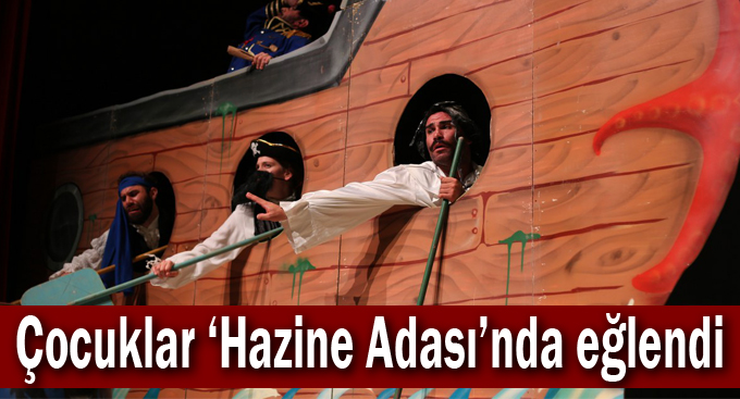 Çocuklar ‘Hazine Adası’nda eğlendi