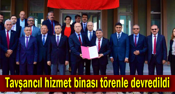 Tavşancıl hizmet binası törenle devredildi