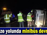 Gebze'de minibüs devrildi , 21 yaralı!