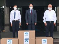 Kocaeli Üniversitesi’ne 7.000 maske teslim ettiler