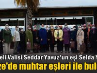 Vali Yavuz'un eşi Gebze'de muhtar eşleri ile bir araya geldi