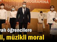 Dilovalı öğrencilere şiirli, müzikli moral