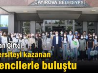 Çiftçi, üniversiteyi kazanan öğrencilerle buluştu