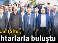 Çiftçi, muhtarlarla buluştu