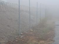 Gölete giren ayıların çitlere verdiği zarar Büyükşehir ekiplerince tamir edildi