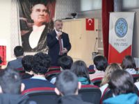 Başkan Büyükakın, Fen Lisesi öğrencileriyle buluştu