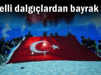 Engelli dalgıçlardan bayrak şov