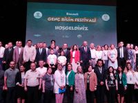 Genç beyinler fikirlerini Bilim Festivalinde sergiledi