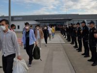 Kocaeli'de 15 kaçak göçmen sınır dışı edildi