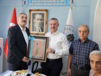 Başkan Büyükakın, Erzurum Vakfı’na konuk oldu