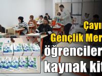 Gençlik Merkezi öğrencilerine kaynak kitap