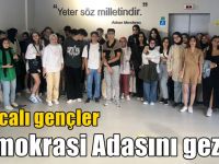 Darıcalı gençler Demokrasi Adasını gezdi