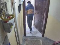 Sipariş götürdüğü eve girmeye çalışmıştı: O kuryenin ifadesi ortaya çıktı