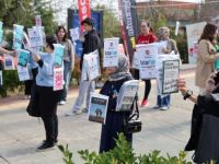 Kocaeli Üniversitesi’nde kitaplar dalından toplandı