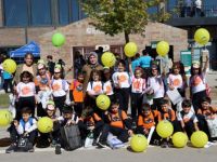 Kitaplarla dolu bir gün öğrencileri mutlu etti; Öğrenciler, Kitap Fuarı’na koşuyor