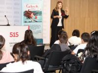 Ayşegül Dede ile çocuklar çok eğlendi;  Kitap Fuarı,çocuk şarkılarıyla yankılandı