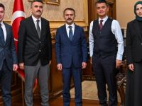 Kocaeli Bağımlılıkla Mücadele Derneği’nden Vali İlhami Aktaş’a Ziyaret