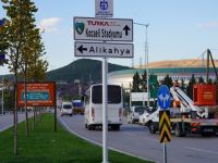 Kocaeli Stadı’nın yeni isim tabelaları monte edildi