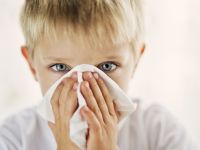 Çocuklarda Burun Akıntısı Basit Bir Nezle Olmayabilir!