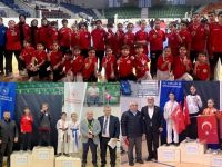 Körfezli karateciler 23 madalya ile tulum çıkardılar