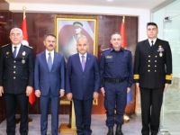 İçişleri Bakan Yardımcısı Mehmet Aktaş ve Vali İlhami Aktaş, İl Jandarma Komutanlığını Ziyaret Etti