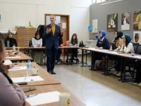 Ressam Cemal Toy, renklerin şifasını Kocaeli’ye taşıdı