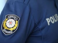 Polis memuru mescitte intihar etti