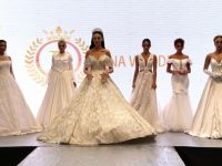 Evlilik Fuarı'nda gelinlik defilesi büyüledi