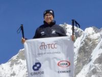 OYAK Çimento Adana Fabrika Direktörü Mustafa Turan, Everest Base Camp Tırmanışını Başarıyla Tamamladı