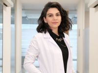 Diş etlerindeki yanma ve ağrı farklı sorunların habercisi olabilir!