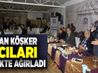 Başkan Köşker hacıları yemekte ağırladı