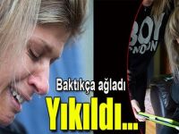 Baktıkça Ağladı, Yıkıldı!