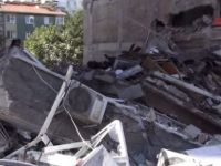 Üsküdar'da 5 katlı bina çöktü!
