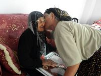 110 yaşındaki nineye anneler günü kutlaması