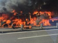 Topkapı'da Metrobüs Alev Alev Yandı