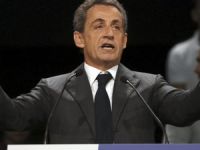 Sarkozy’ye valizlerle para taşıdım