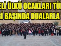 Kocaeli Ülkü Ocakları Türkeş'i Kabri Başında Dualarla Andı