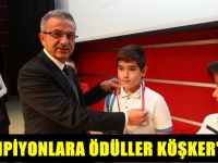 Matematik şampiyonlarına ödüller Köşker’den