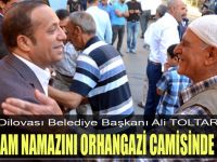 Başkan Toltar, Bayram namazını Orhangazi Camii’nde kıldı