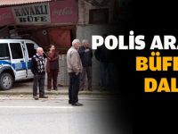 Polis aracı büfeye girdi!