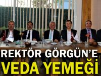 Rektör Görgün'e veda yemeği