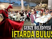 Gebze ailesi aynı sofrada iftar yaptı