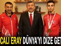 Eray Şamdan Dünyayı Dize Getirdi!