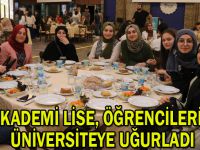 Akademi Lise, öğrencilerini üniversiteye uğurladı