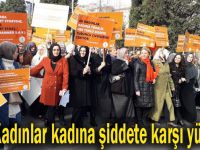 AK Kadınlar kadına şiddete karşı yürüdü