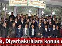 Bıyık, Diyarbakırlılara konuk oldu